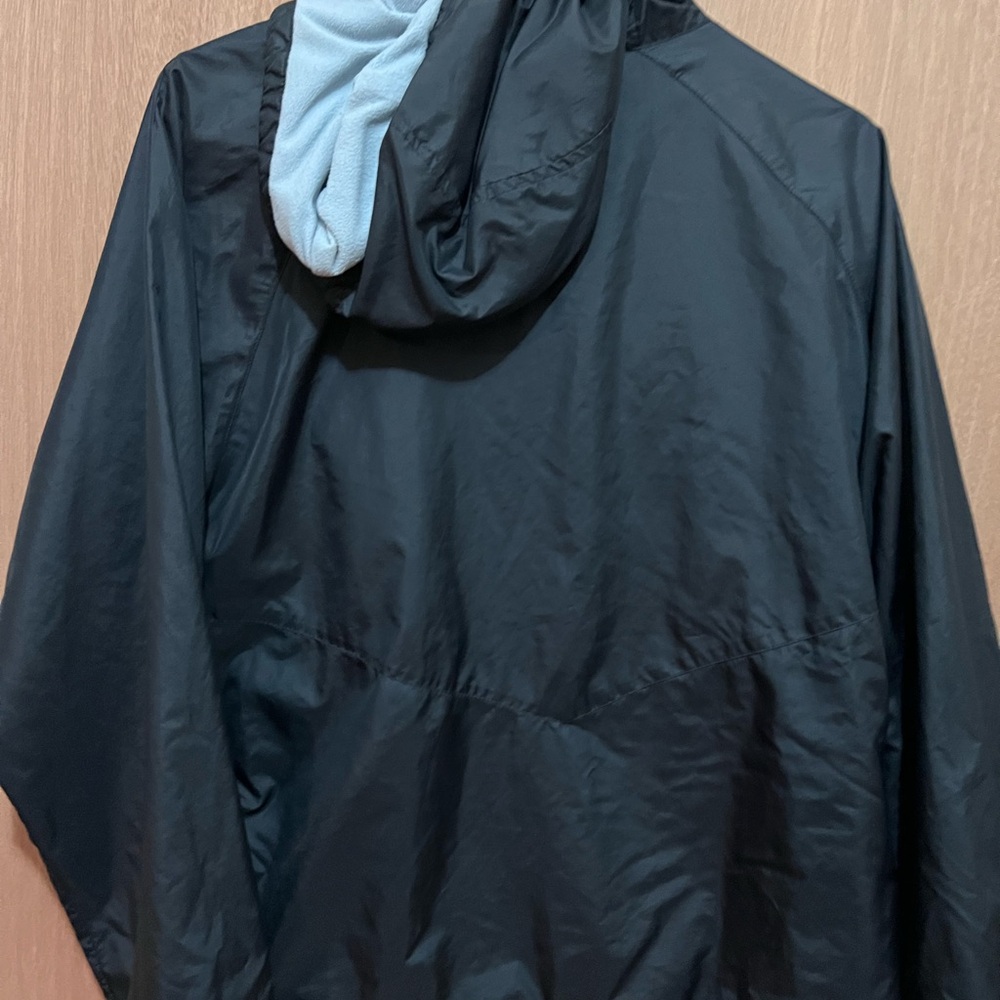Columbia Women's Dark Navy Hooded Windbreaker with White Trim - Picture 6 of 6